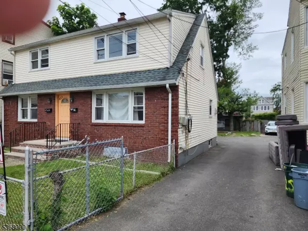 Paterson City, NJ 07514,421-423 E 27Th St