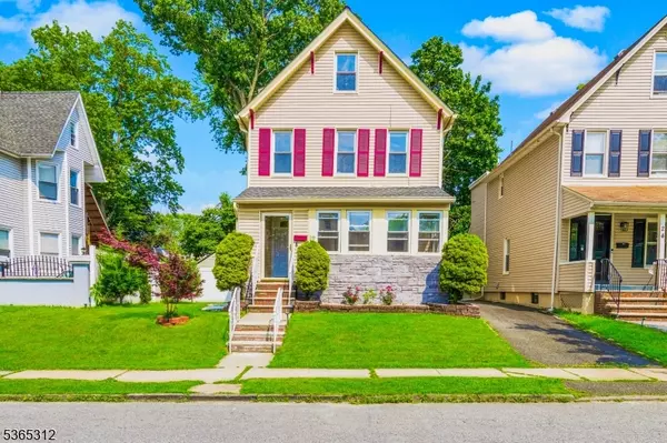 28 Westcott St, East Orange City, NJ 07017