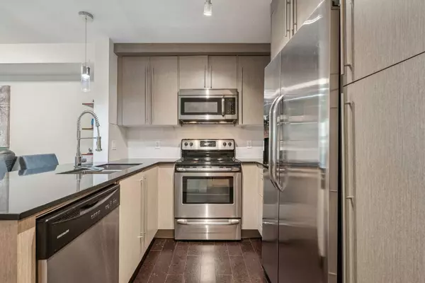 Calgary, AB T3M 2L6,11 Mahogany ROW Southeast #2109