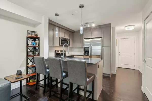 Calgary, AB T3M 2L6,11 Mahogany ROW Southeast #2109