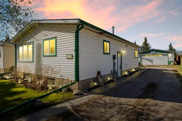 357 Spring Haven CT Southeast, Airdrie, AB T4A 1M3