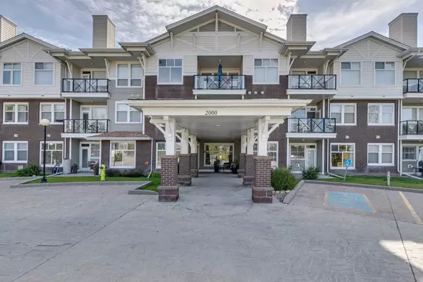 1010 Arbour Lake RD NW #2125, Calgary, AB T3G 4Y8