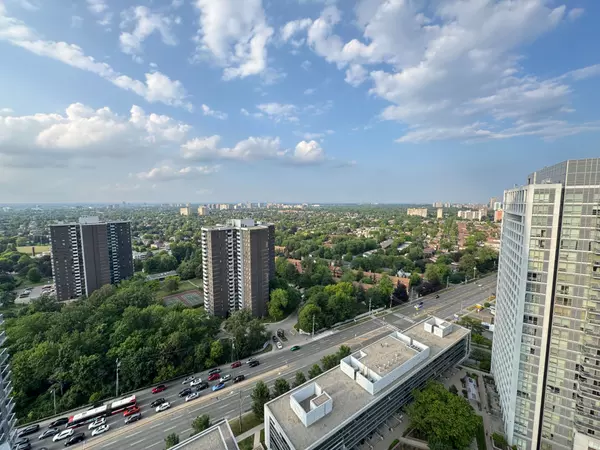 Toronto C15, ON M2J 0B4,275 Yorkland RD #2704