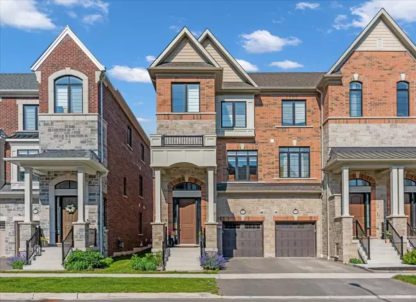 90 Dorian DR, Whitby, ON L1P 0C8