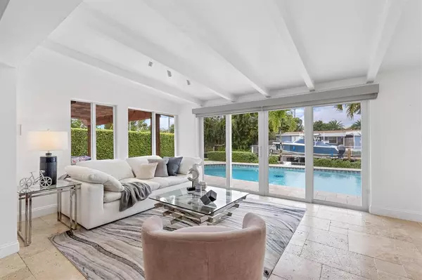 2525 Nassau Ln, Fort Lauderdale, FL 33312