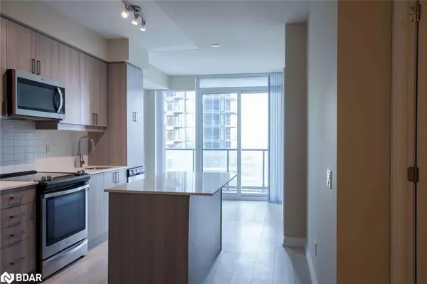 7895 Jane ST #1111, Vaughan, ON L4K 2M7