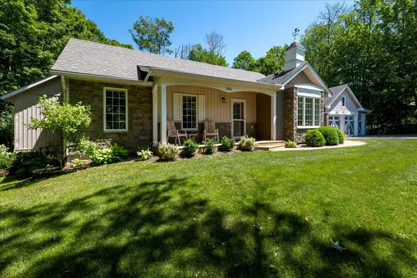 Penetanguishene, ON L9M 1Z6,220 Gilwood Park DR