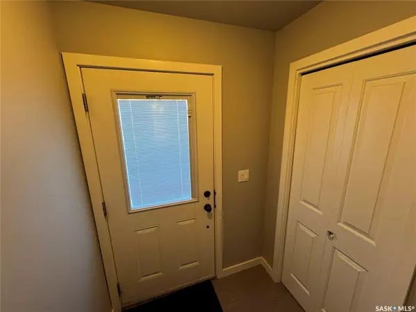 Saskatoon, SK S7W 0M5,1015 Patrick CRESCENT #1806