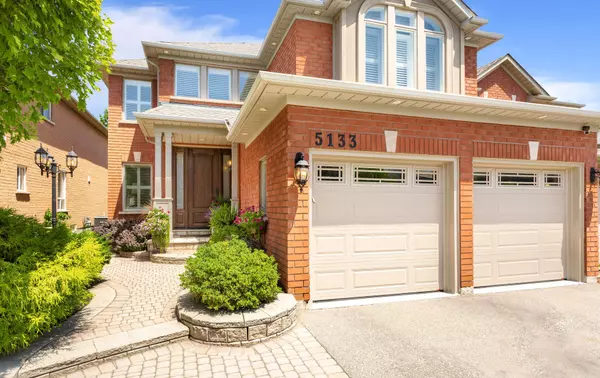 Mississauga, ON L5V 2M1,5133 PARKPLACE CIR