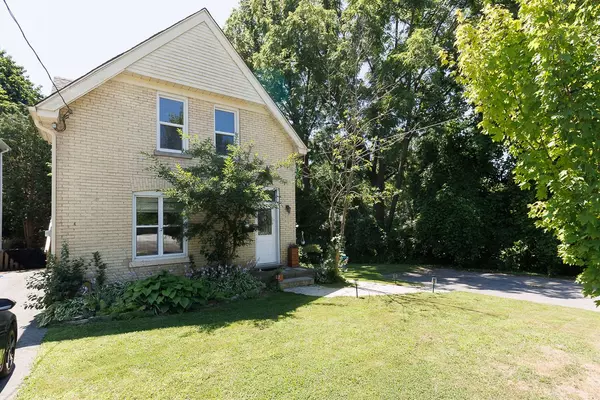 London South, ON N6J 1E3,46 Springbank DR
