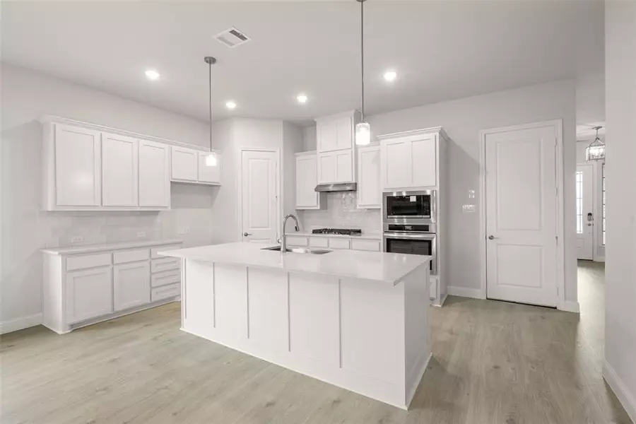 2329 Rams Horn Dr, Waxahachie, TX 75167