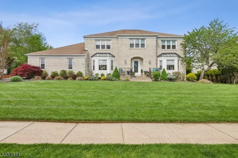 9 Silver Spring Ct, East Hanover Twp., NJ 07936