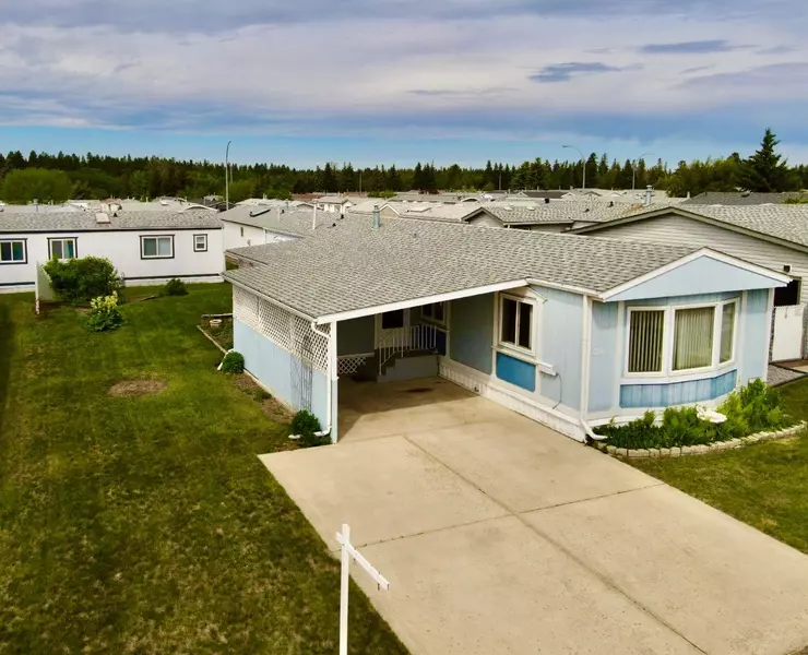 37543 England WAY #328, Rural Red Deer County, AB T4S 2C3