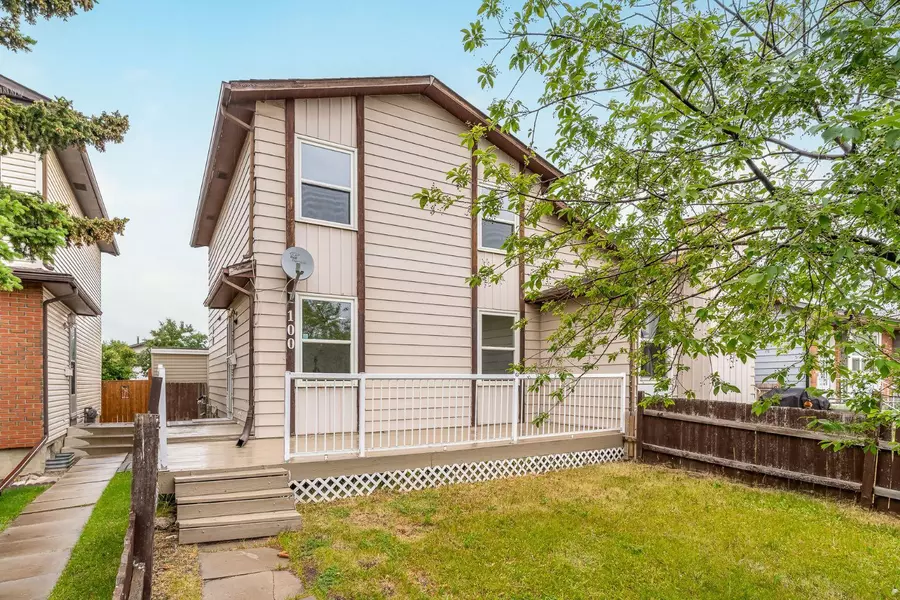100 Whitworth WAY NE, Calgary, AB T2C 5W9