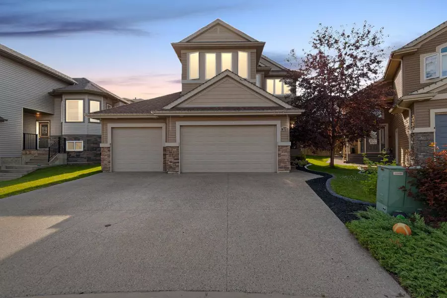 209 Pintail PL, Fort Mcmurray, AB T9K 0P9