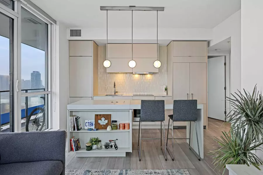 615 6 AVE SE #2104, Calgary, AB T2G 1S2
