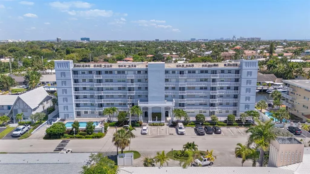 2829 NE 33rd Ct #404, Fort Lauderdale, FL 33306