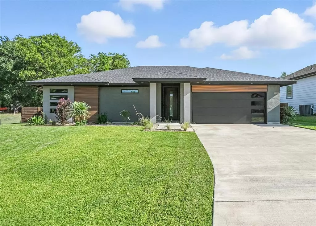 Rhome, TX 76078,330 W Morris Street