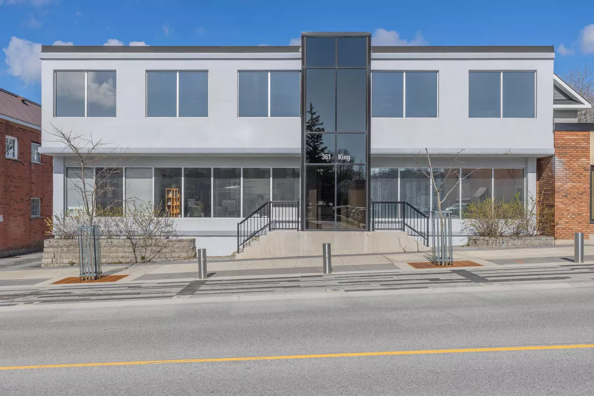 Midland, ON L4R 3M7,361 King ST #2E