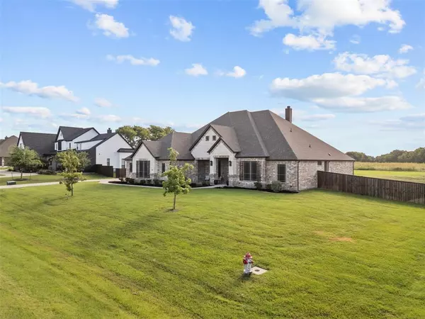 Waxahachie, TX 75167,670 Horseshoe Meadows Drive