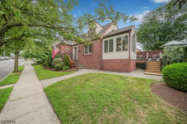 North Arlington Boro, NJ 07031,23 Lincoln Ave