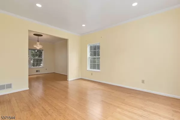 Bridgewater Twp., NJ 08807,43 Wexford Way
