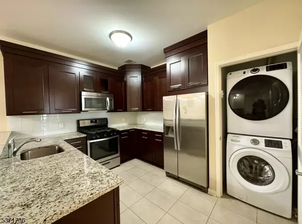 102 E Elizabeth Ave, Linden City, NJ 07036
