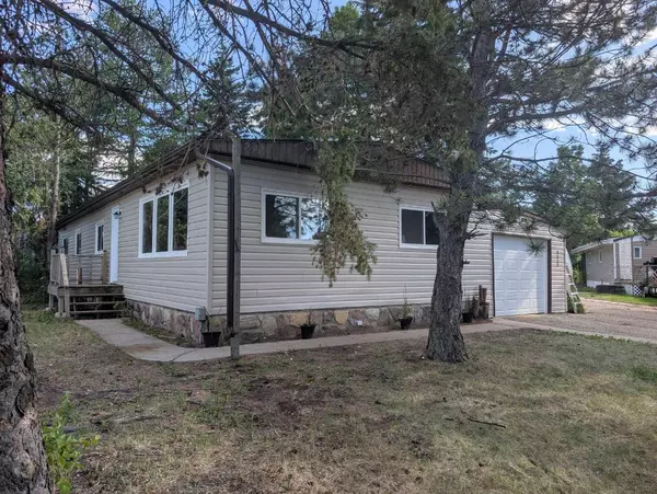 Stettler, AB T0C 2L1,6010 40 Avenue Close