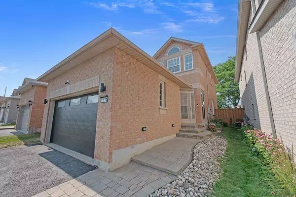 Pickering, ON L1X 2T7,1132 Gossamer DR