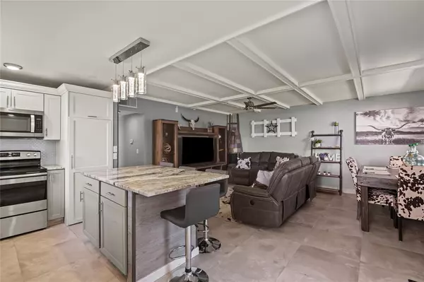 352 Saxony Trail #352, Delray Beach, FL 33446