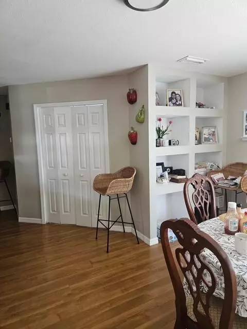 632 SE Evergreen Ter, Port St Lucie, FL 34983