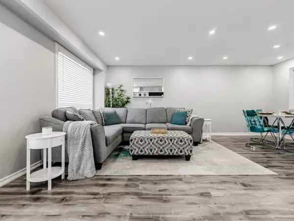 Mississauga, ON L5K 2C6,2445 Homelands DR