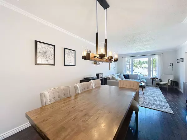 Mississauga, ON L5J 2G4,2456 Padstow CRES