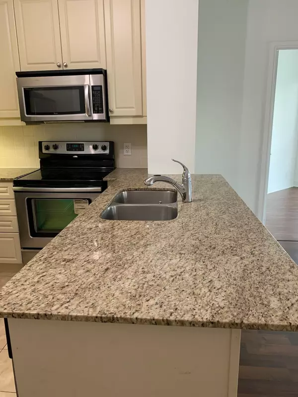 Mississauga, ON L4Z 0A8,50 Absolute AVE #408