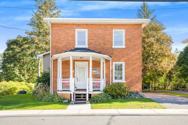 93 High ST, Champlain, ON K6A 1B4