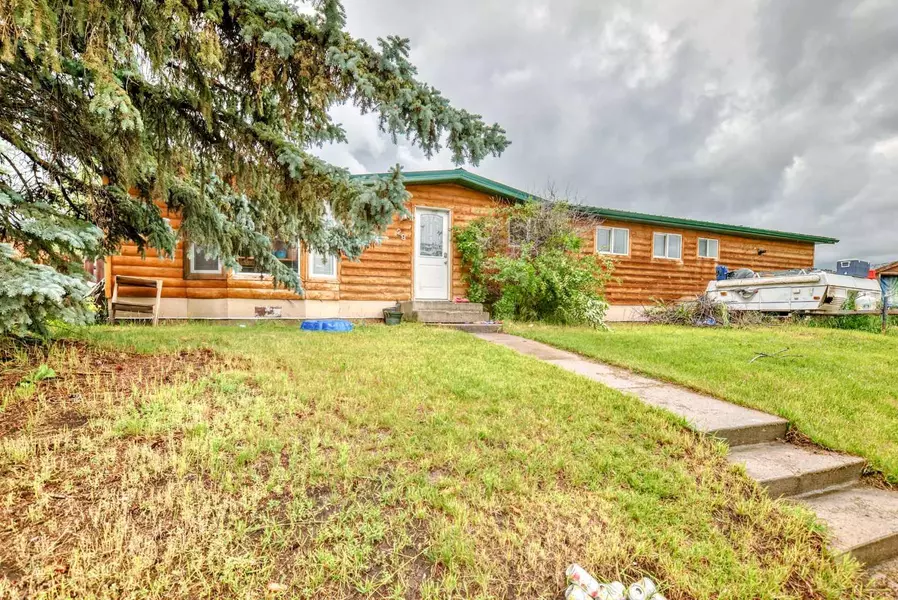 28 Riley ST NE, High River, AB T1V 1G5