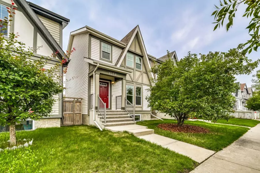 1559 New Brighton DR SE, Calgary, AB T2Z 0S9