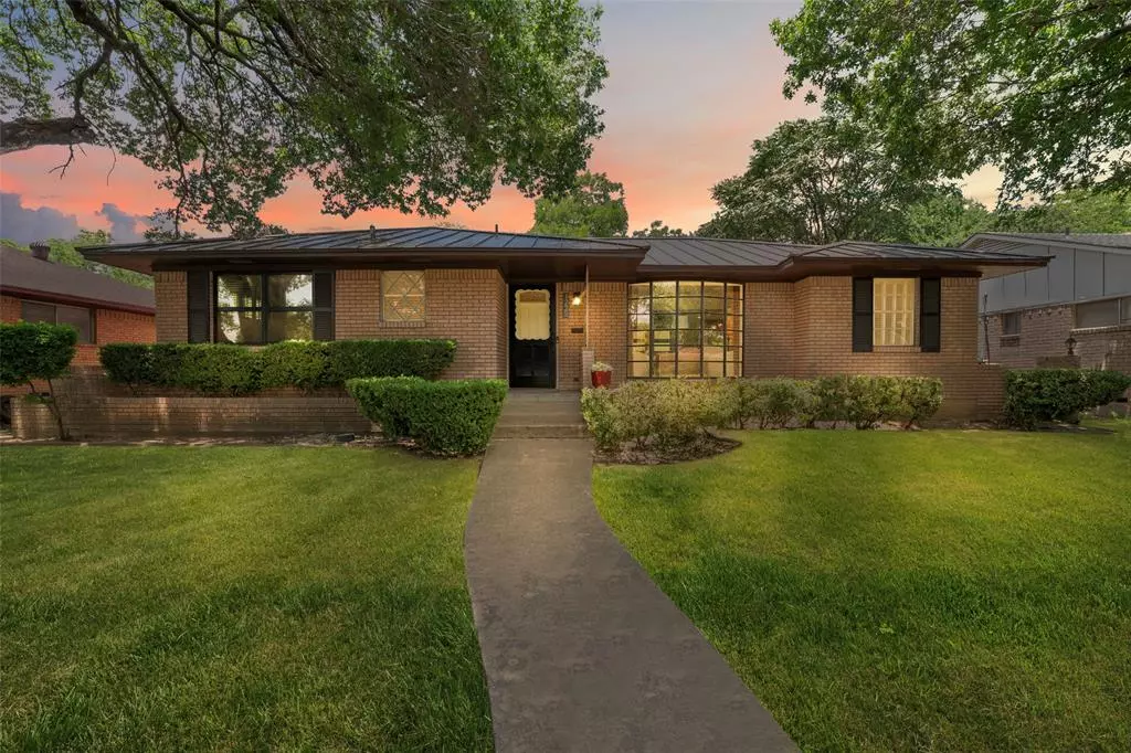 Dallas, TX 75232,1225 Oak Meadows Drive
