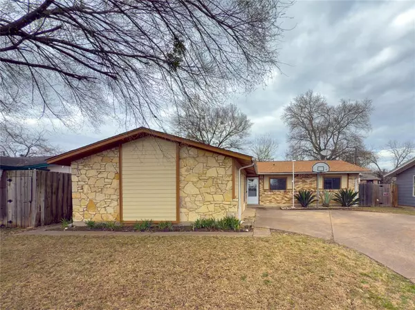 Dallas, TX 75211,4649 Wyoming Street