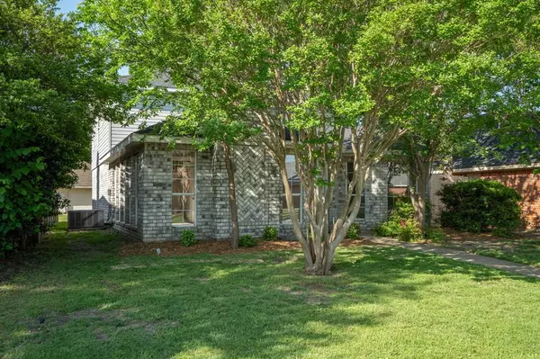 Carrollton, TX 75010,2132 Arbor Creek Drive
