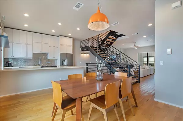 Dallas, TX 75206,1909 Hope Way