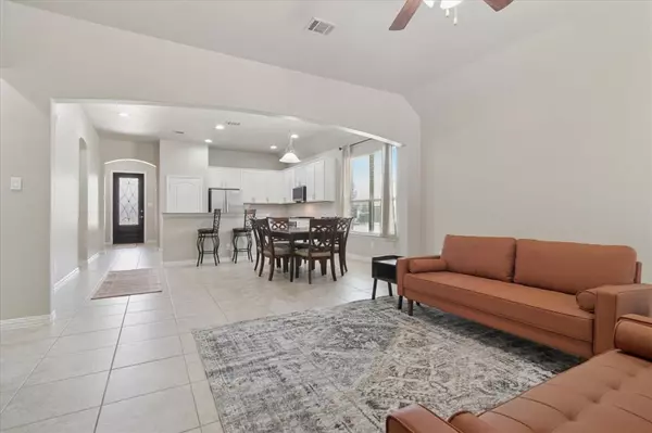 Denton, TX 76208,7401 Bishop Pine Road