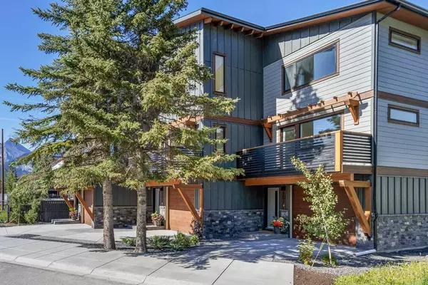 1413 Mountain AVE #101, Canmore, AB T1W1M3