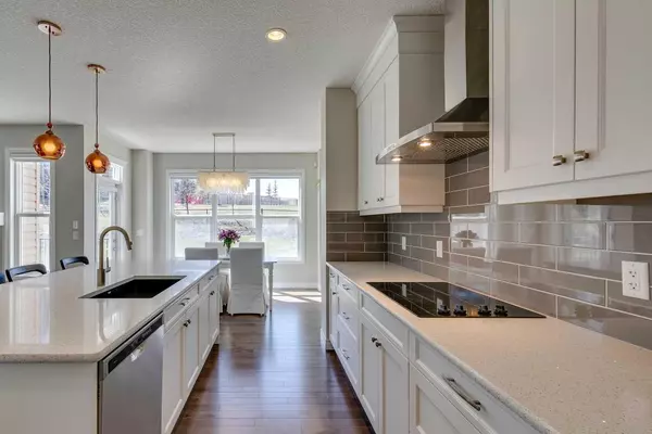 Calgary, AB T3R 0V7,43 Nolancrest MNR NW