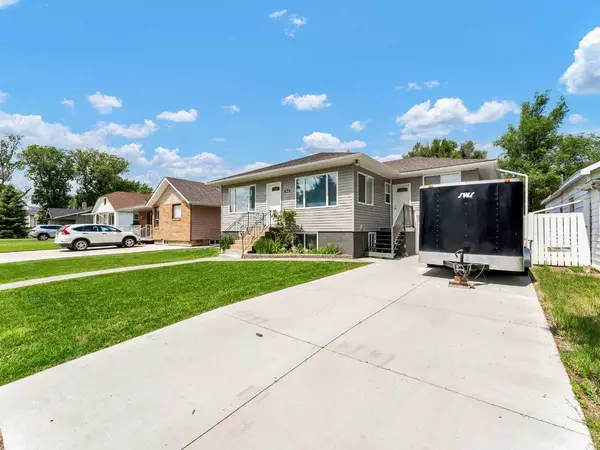 Medicine Hat, AB T1A 1R3,474 10 ST Southeast