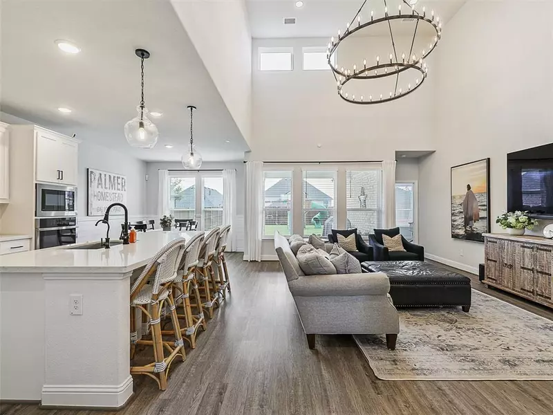 220 Glenwood Drive, Oak Point, TX 75068