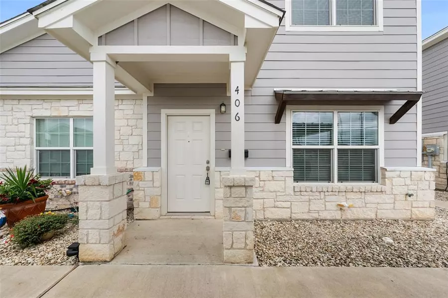 406 Spring Street, Mcgregor, TX 76657