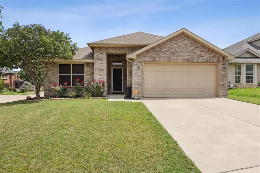 10149 High Eagle Trail, Fort Worth, TX 76108