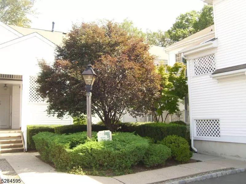 73 Smithfield, Bernards Twp., NJ 07920
