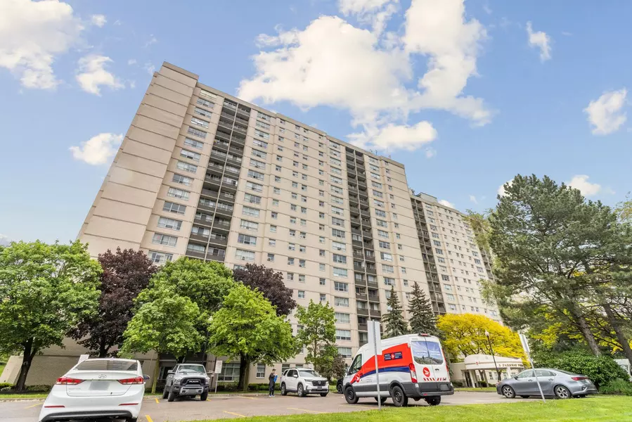 5 Parkway Forest DR #1101, Toronto C15, ON M2J 1L2